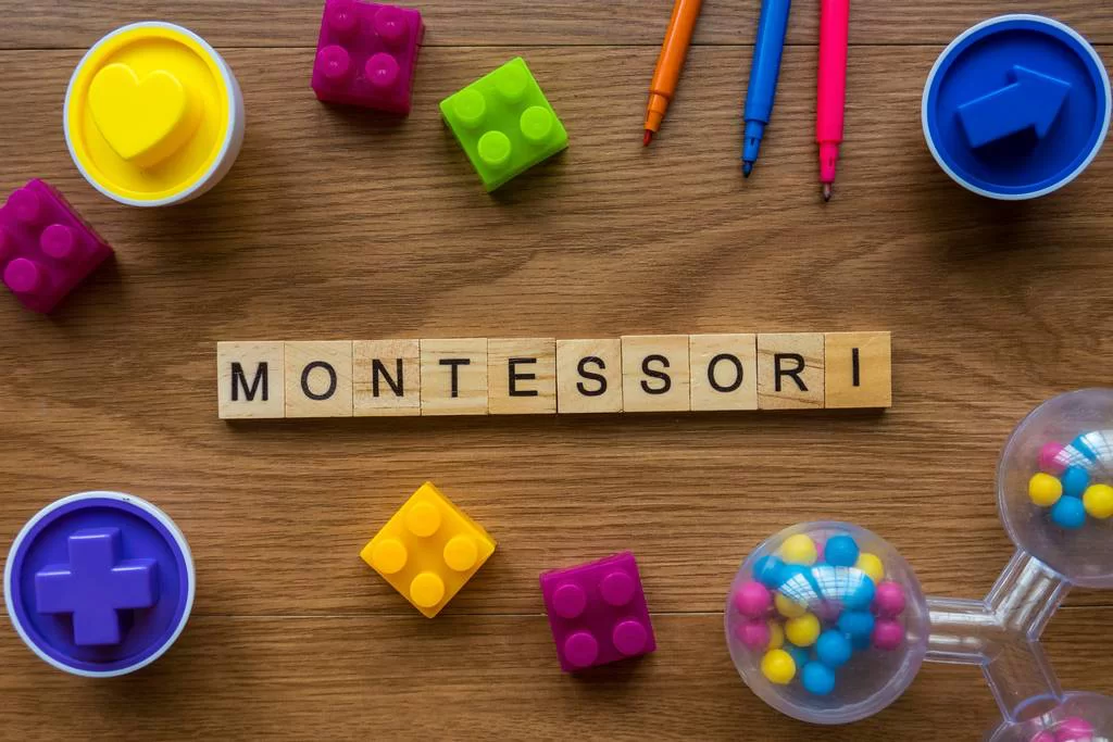 Matematyka Montessori – nauka przez działanie